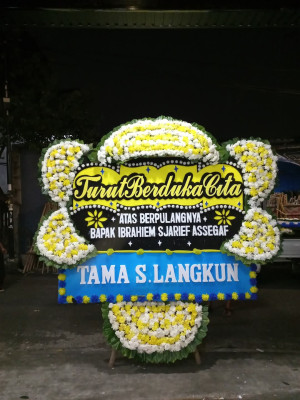 Papan Bunga Duka di Songka